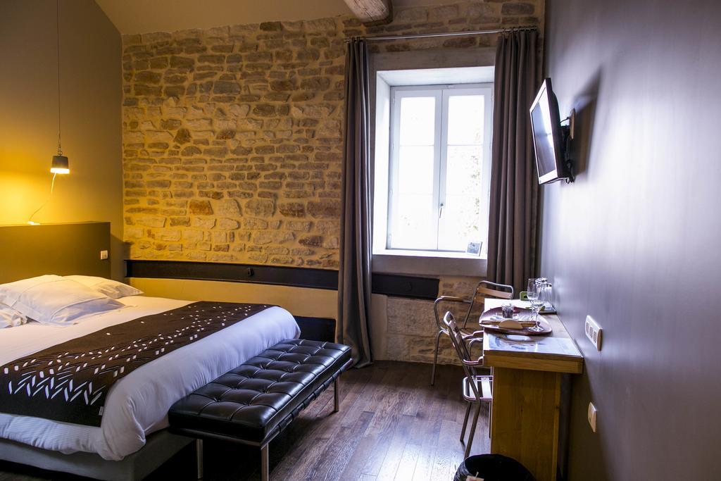 Hotel Aux Terrasses Tournus Habitación foto